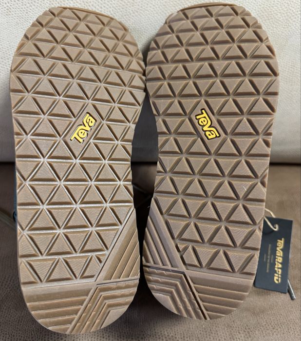 Teva rapid ботинки снікерси нові стильні зручні оригінал