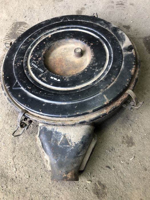 Корпус воздушного фільтра волга 24ка