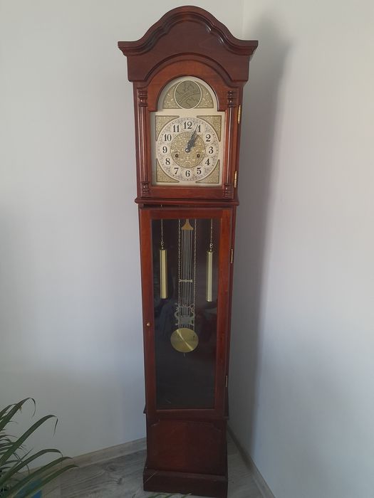 Stary zegar Tempus Fugit