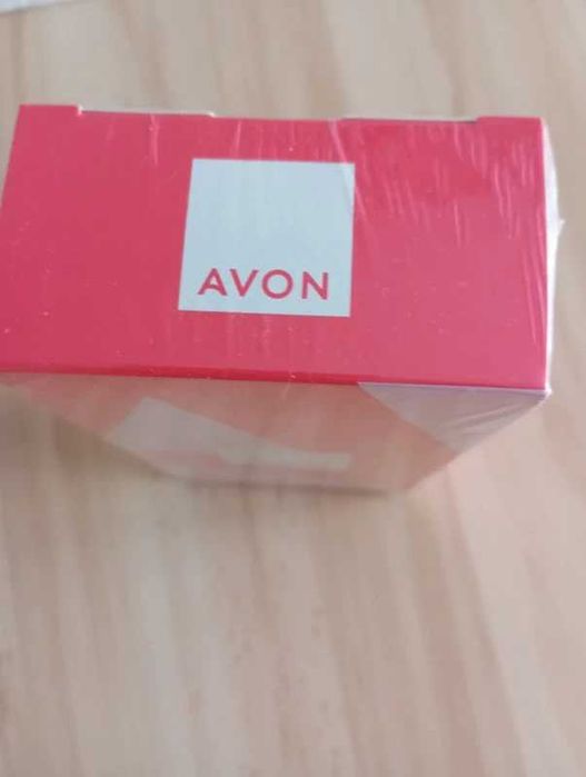 Avon Zestaw Celebre Perfum Damski 50ml Krem do rąk 30ml