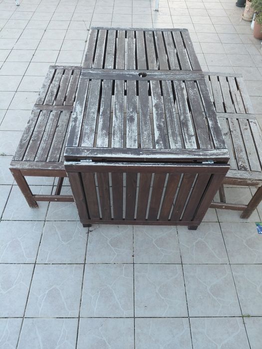 Mesa de Rua com bancos corridos