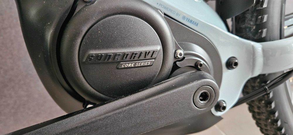 Nowy elektryczny uniwersalny MTB Giant LiV Tempt E+EX  M Super CENA
