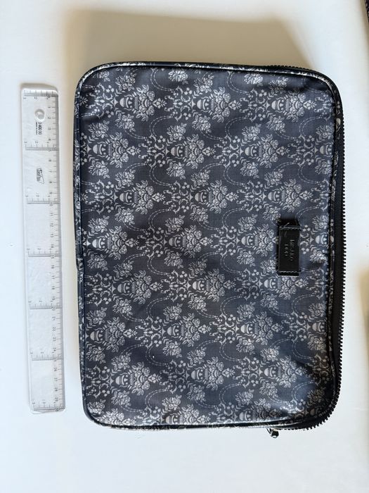 Capas Misako para portatil, tablet e cabos
