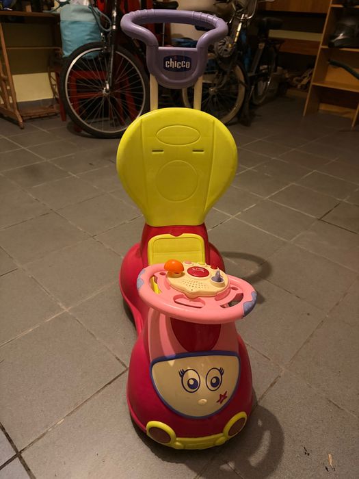Triciclo da marca CHico