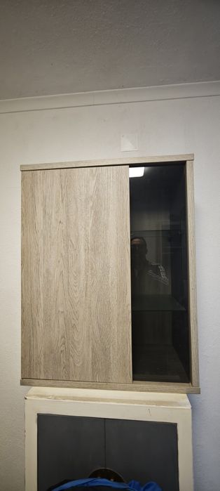 Móvel superior para copos garrafeira