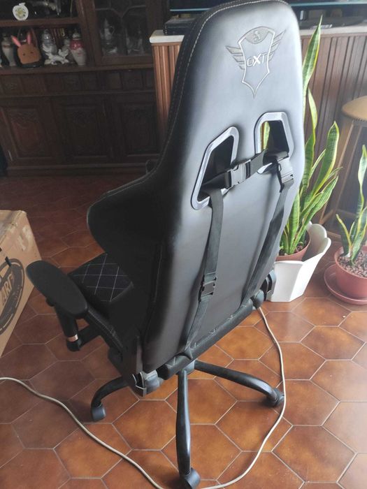 Cadeira Gaming Trust GXT707 Resto