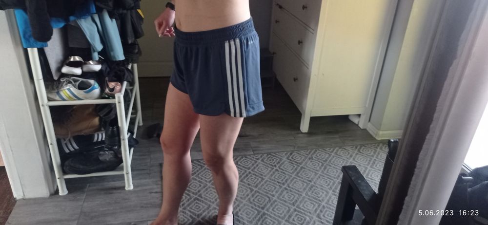 Spodenki Adidas L j nowe np do biegania