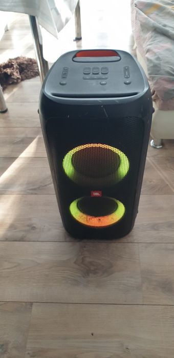 Jbl partybox310  музыкальная  колонка
