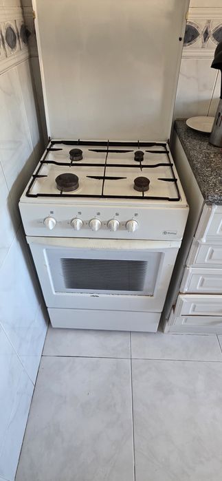 Vendo fogão a gás propano( Bilha)