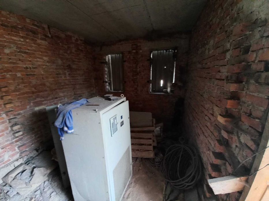 Будинок та земельна ділянка 6,1 сот., м. Кам'янка-Бузька