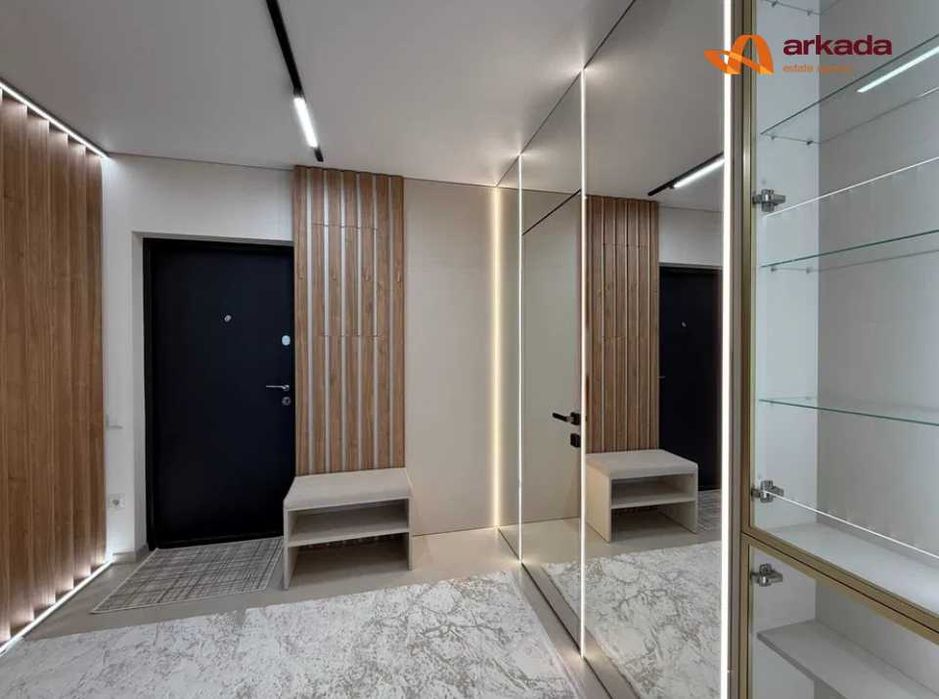 Продаж 1-кімнатної квартири з ремонтом! Неподалік центру!