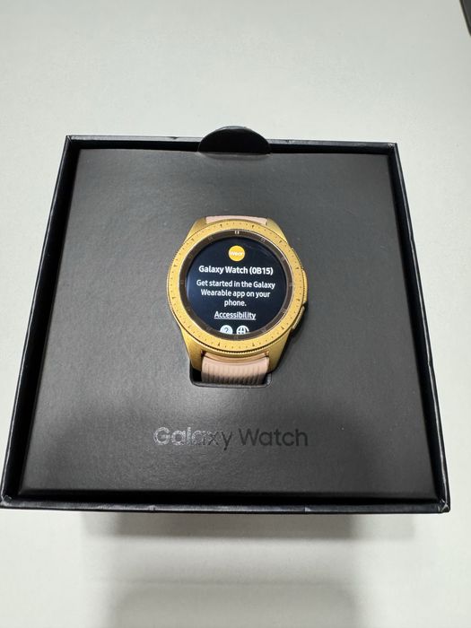 Samsung Galaxy Watch 42мм, Rose Gold – у гарному стані