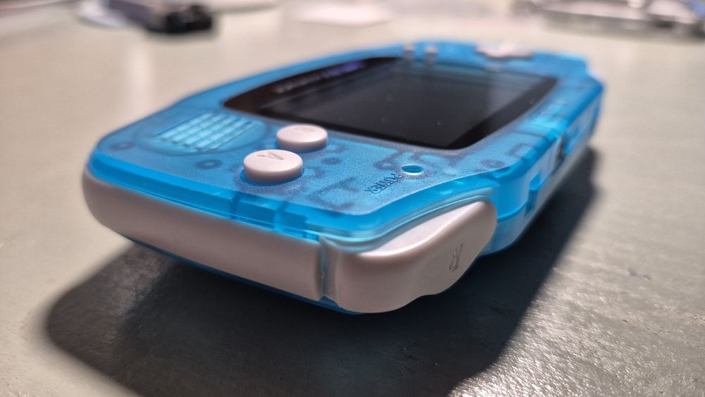 Game Boy Advance com IPS