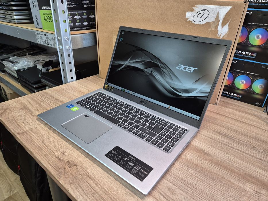 Acer Aspire 5 i5 12GB 512 SSD Nvida MX450 IPS Windows 11