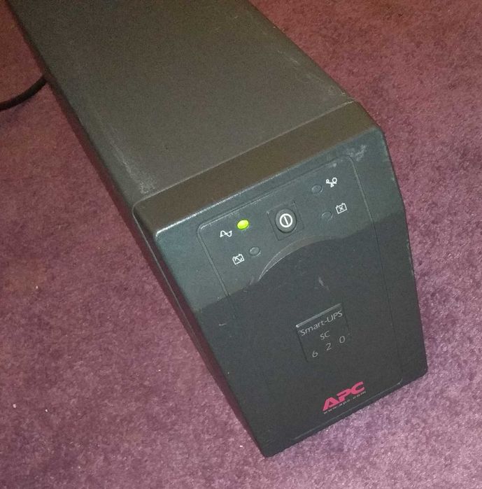 Бесперебойник APC smart UPS SC 620VA