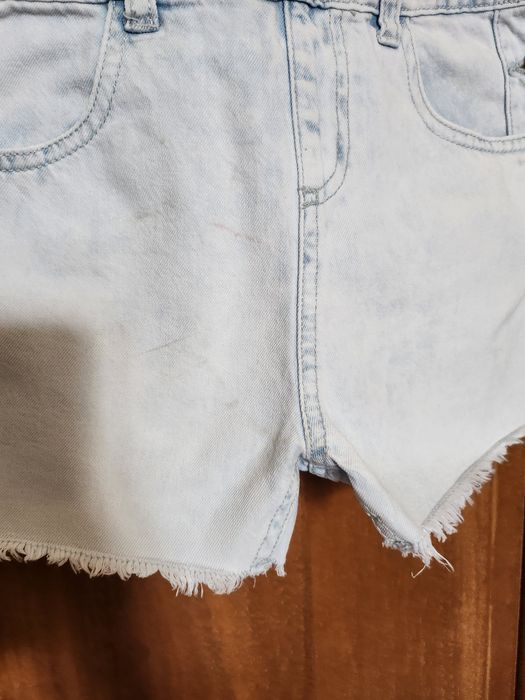 Ogrodniczki krótkie jeansowe r. 146