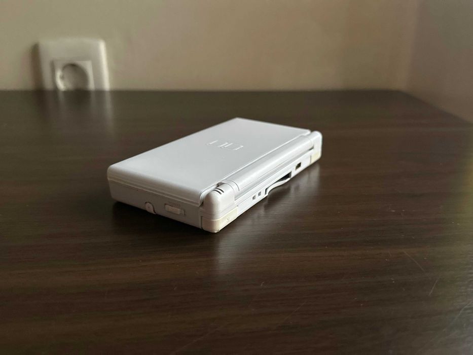 Nintendo DS Lite Branca - Impecável + 3 Jogos