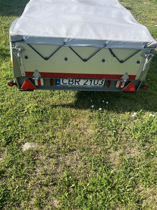 Przyczepka samochodowa