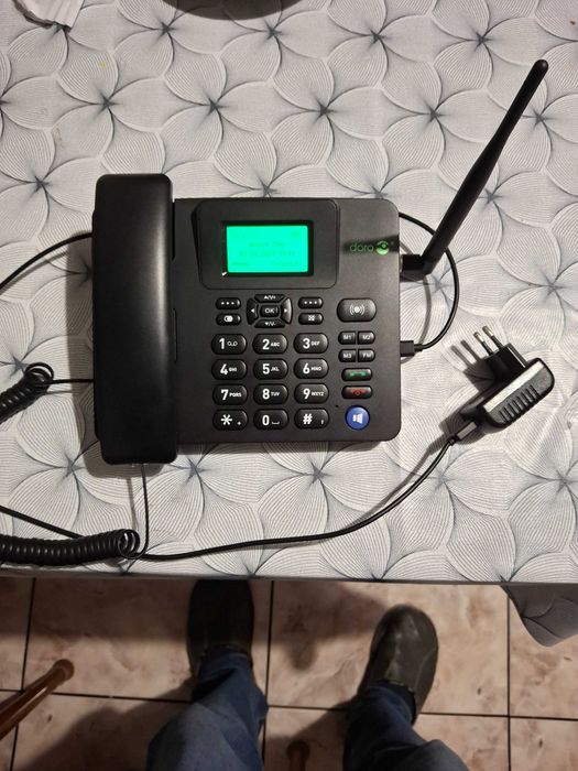Telefon stacjonarny na karte sim z radiem