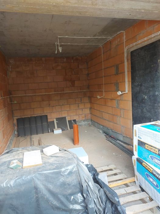 Elektryk z uprawnieniami, ogólne usługi elektryczne