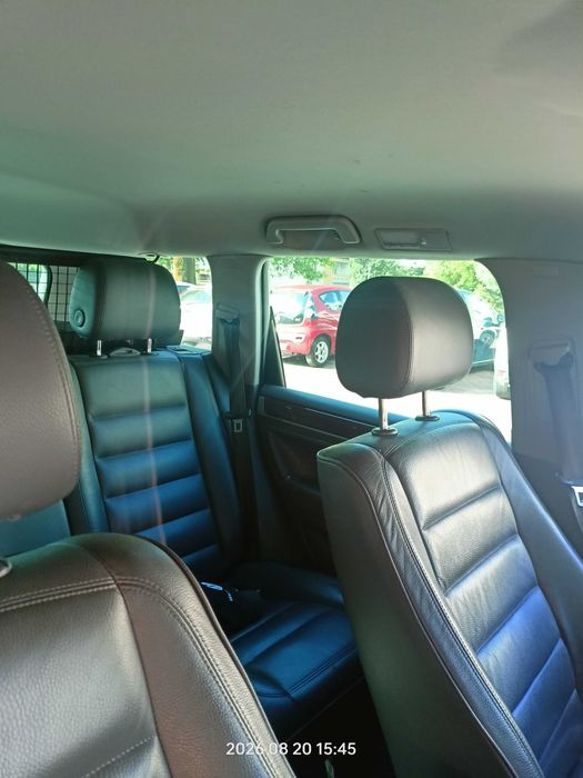 Sprzedam Touareg 3.0 2005r. Telefon 7dwa87dwa71trzy8. 14000 do nego.