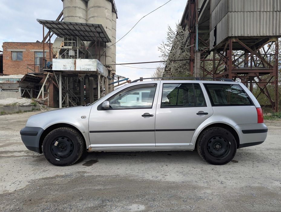 Фольцваген Гольф 4 бензин 1.6 VW Golf 4 1.6 MPI