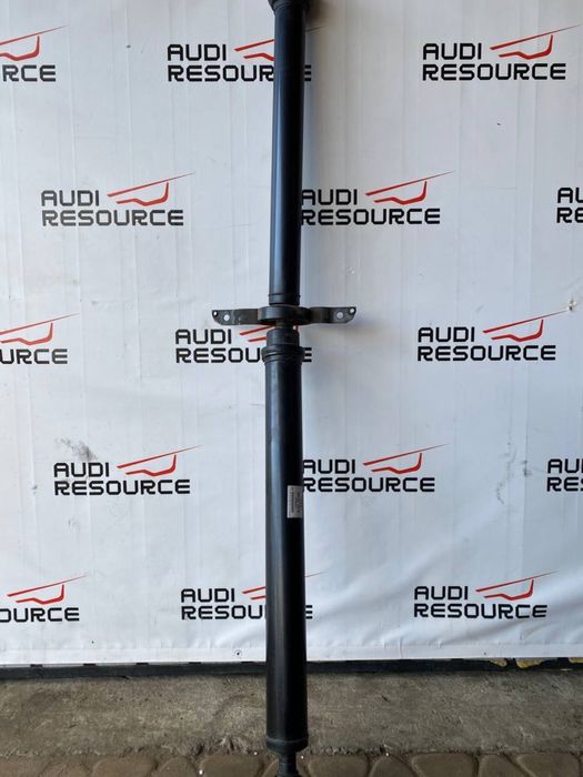 Кардан карданний вал привод привід задньої осі Audi Q5 12-16 2.0 3.0