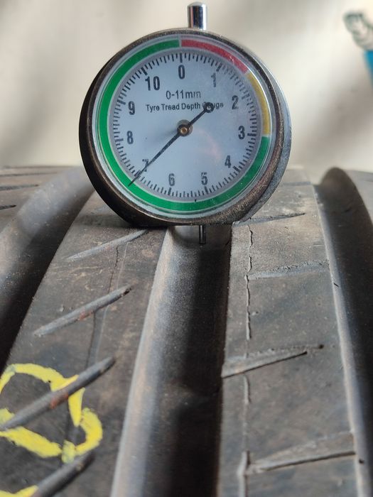 Шини continental 235 45 r17 літо 19-й рік