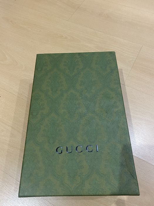 Gucci Ace Bee Sneakers - Couro Preto (Com Caixa Original).