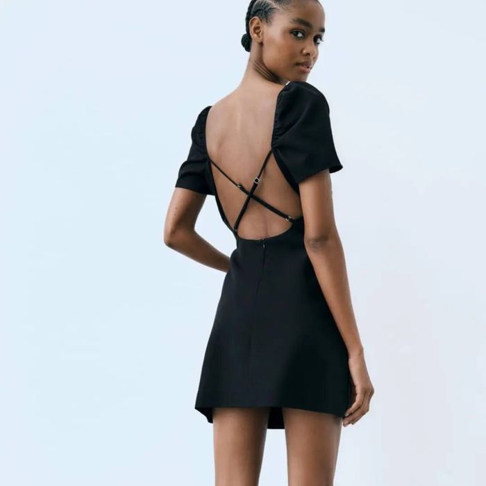 Платье ZARA с открытой спинкой