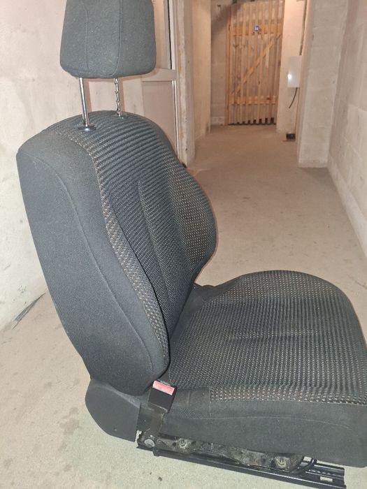 Fotele Citroën c4 cupe