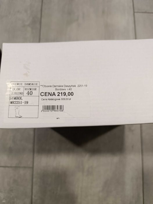 Sprzedam kozaki damskie zamszowe bordowe