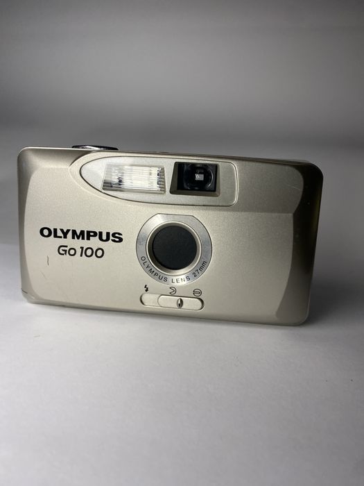 Плівковий фотоапарат Olympus GO 100