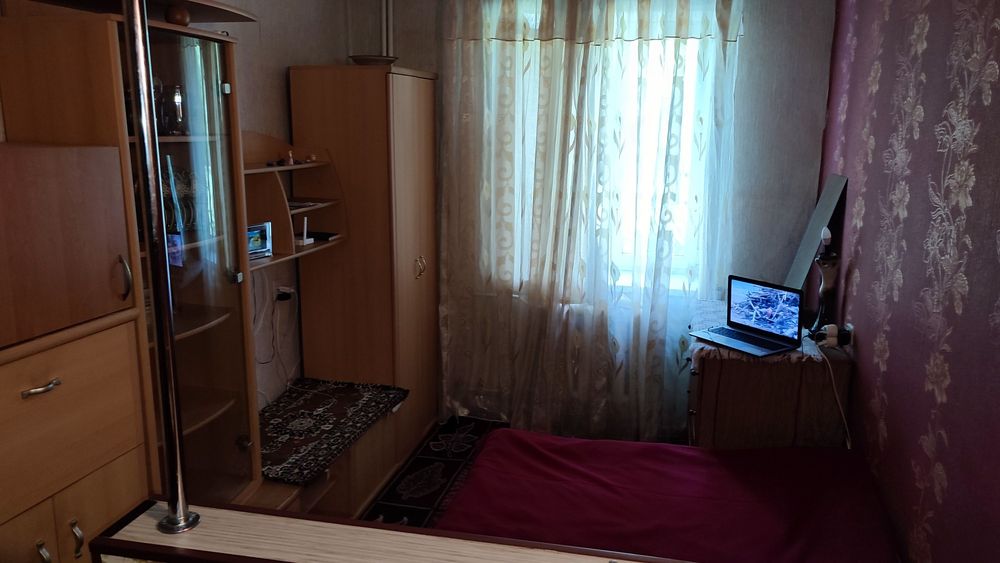 Здам комнату в двухэтажный доме.