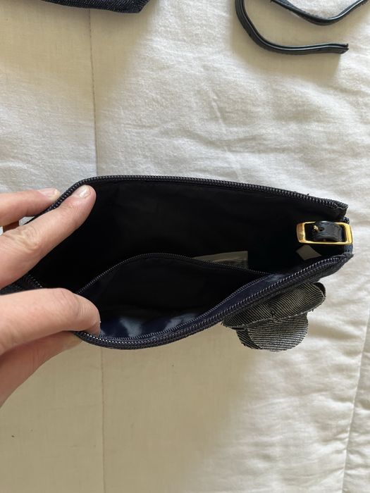 Pochete de ganga com brilho dourado