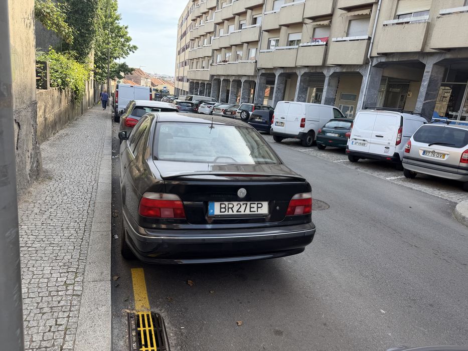 Bmw 525I em estado muito bom