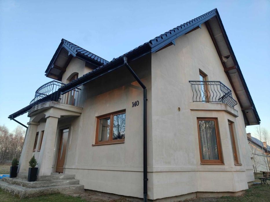 Balustrady ogrodzenia zadaszenia pergole konstrukcje ogrody zimowe