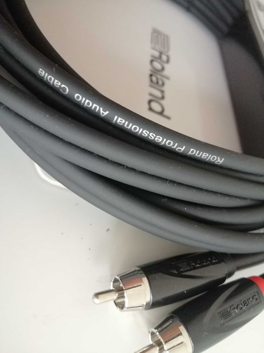 Cabo audio Roland