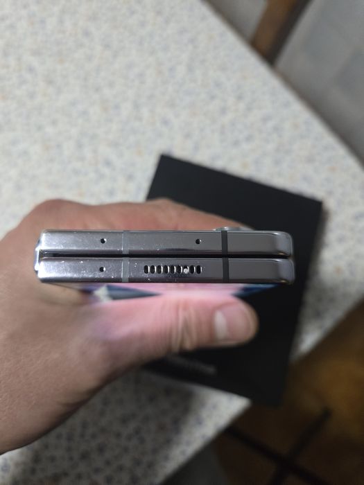 Samsung Galaxy Z Fold 5 256GB Ice Blue – Bom estado, desbloqueado