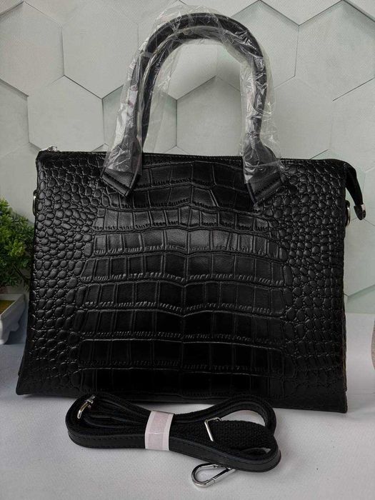 жіноча шкіряна сумка під формат а4 для документів сумочка зі шкіри