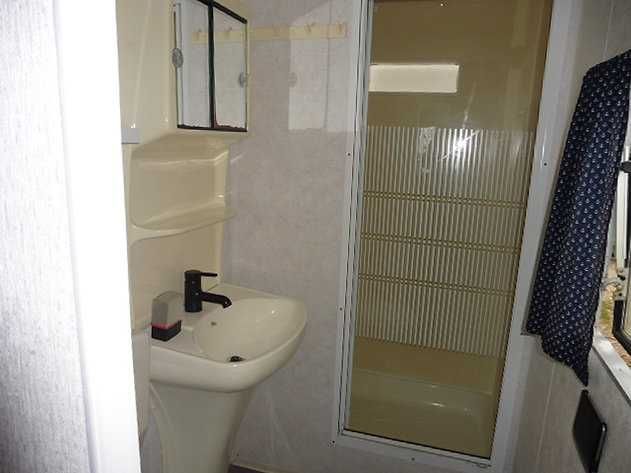 LINDA CASA COM 2 QUARTOS