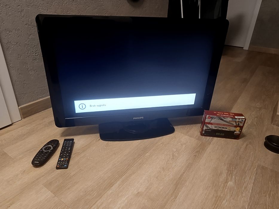 Telewizor Philips 32PFL3606H/12 + dekoder
