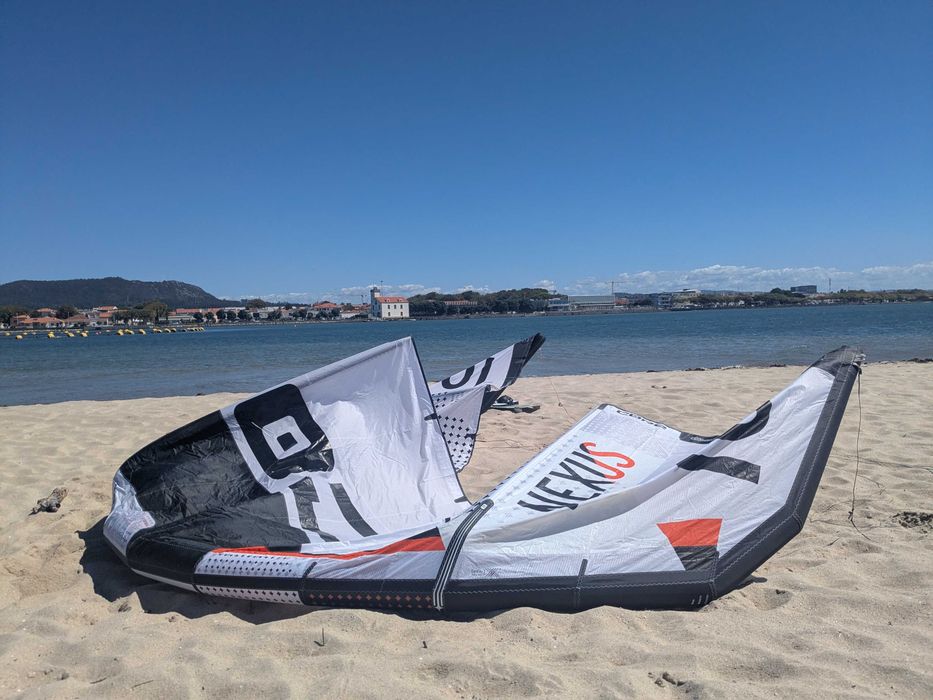 Core Nexus 4 10m 8m + 6m kitesurf kites