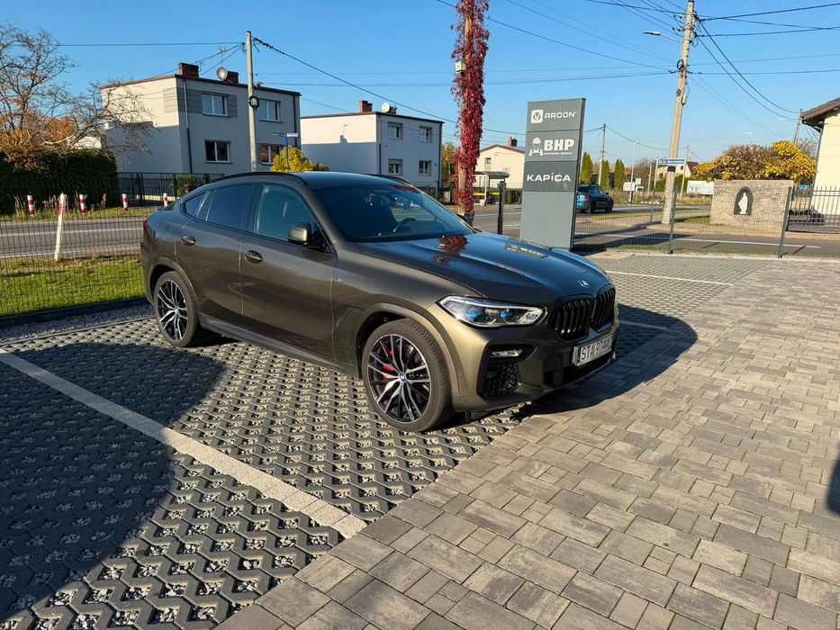 samochód BMW X6 M50d okazja