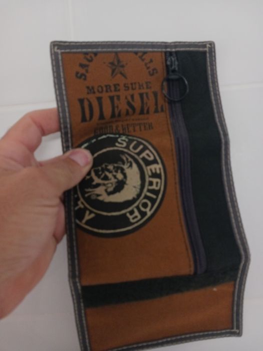 Carteira da DIESEL