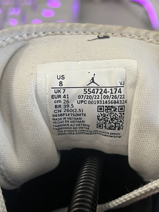 Air Jordan 1 mid ( White Metallic gold Obsidian )