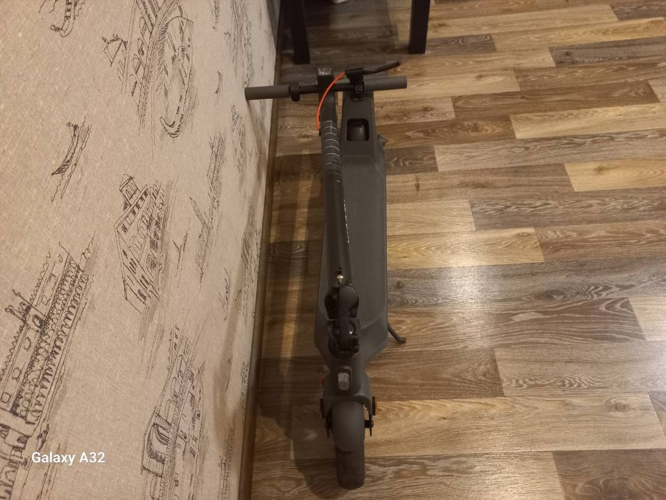 Електросамокат Xiaomi