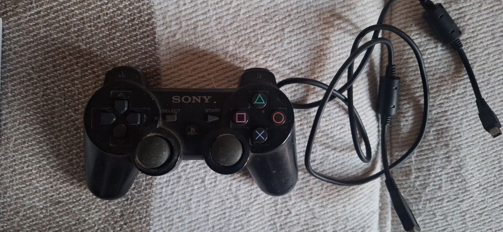 PlayStation 3 Super Slim 12GB (CECH 4304A)