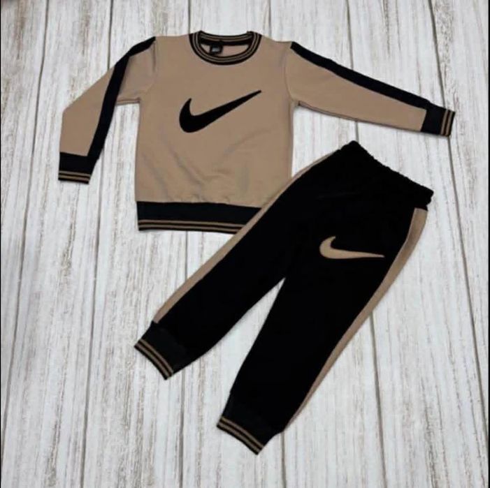 Komplet dresowy dla chłopca 110/116