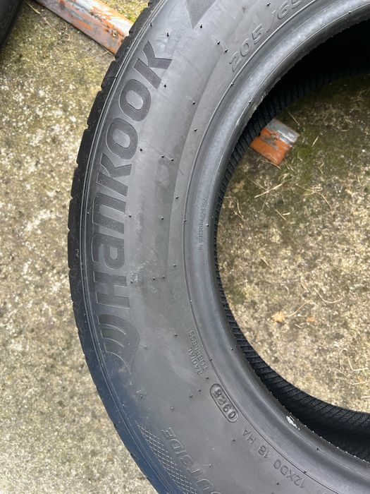 Komp. Opon Hankook 205/65R16 Nowe